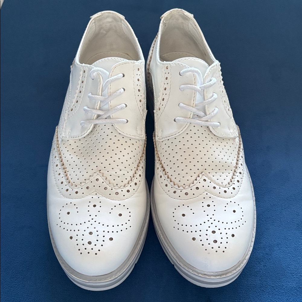 Primadonna Oxford Shoes White Size 7